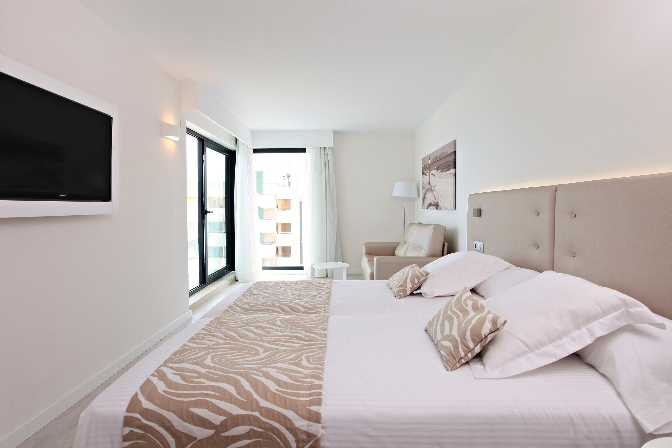 Iberostar Waves - Adults Only Hotel 4*